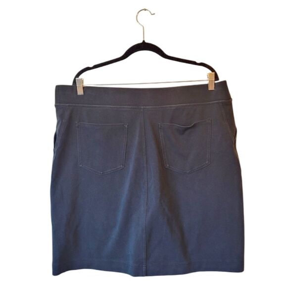 Duluth Trading Co Black Jersey Knit Skirt - Picture 2 of 6